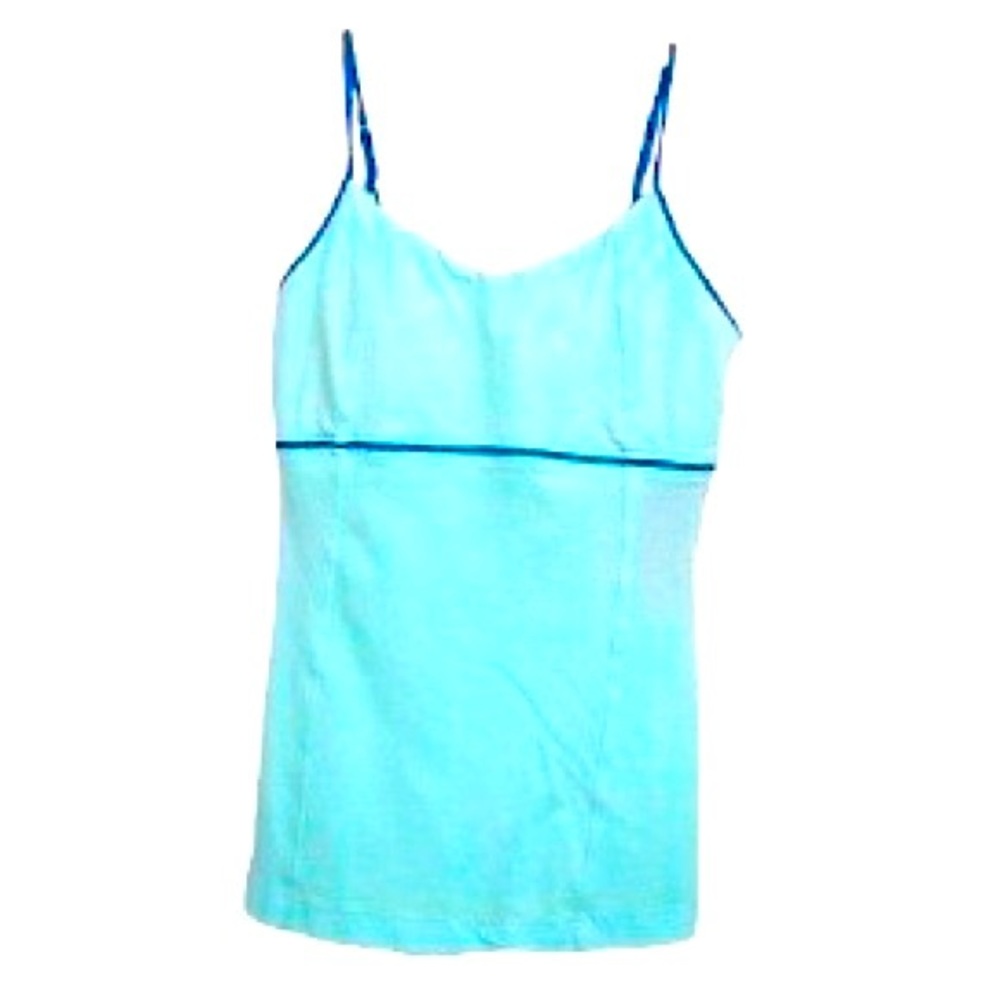 𝐋𝐔𝐋𝐔𝐋𝐄𝐌𝐎𝐍 𝐀𝐓𝐇𝐋𝐄𝐓𝐈𝐂𝐀 | BLUE WORKOUT TOP